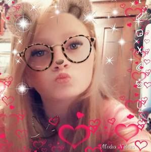 Meet your Posher, Hennisey